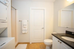 MB_402_main_bathroom_straight