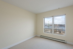 Principal-bedroom_corner_large_Mont-Blanc