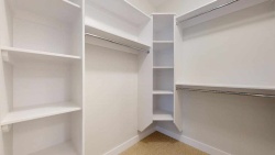 41_301_WG_Master_Closet