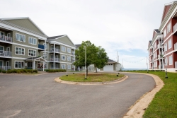 43-110-WG-front-entrance